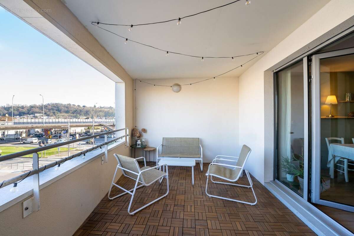 Appartement à BORDEAUX