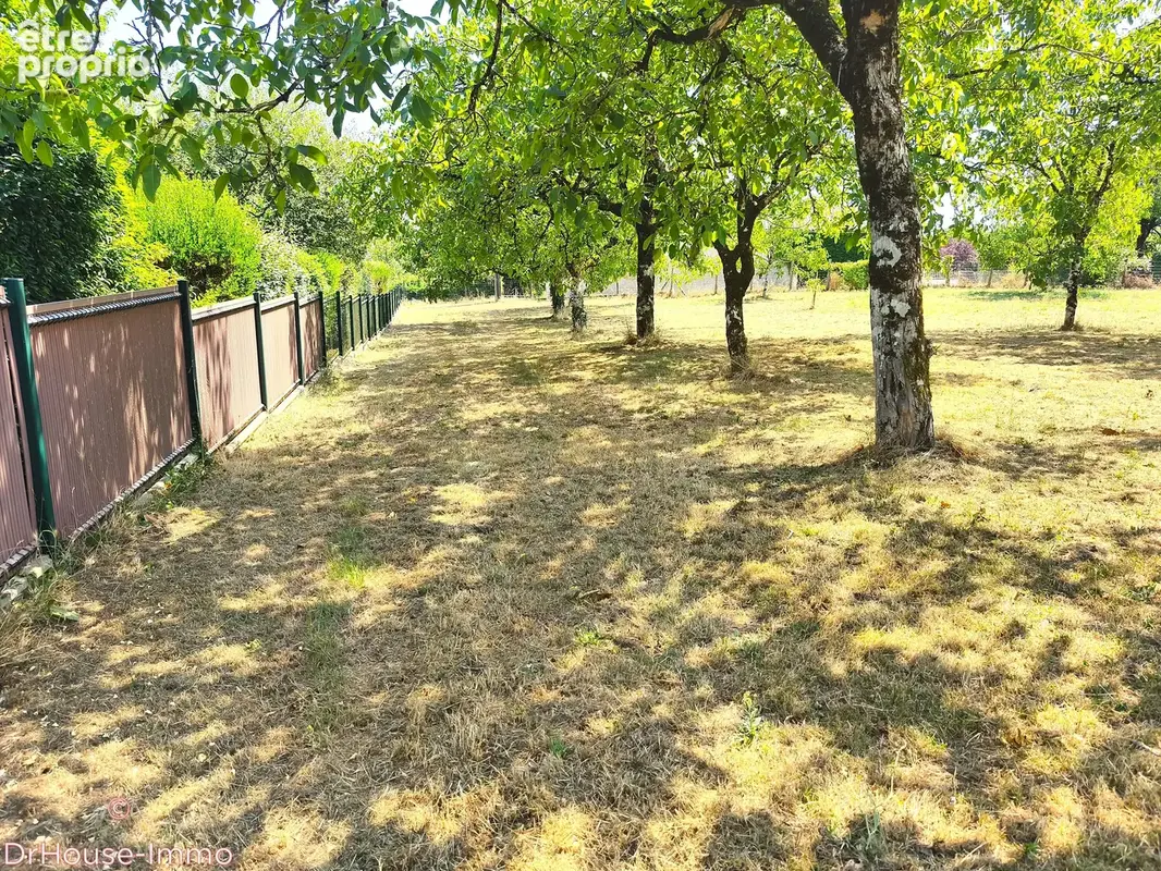 Terrain 1 937 m² à vendre à Nantheuil (24800) - photo 8