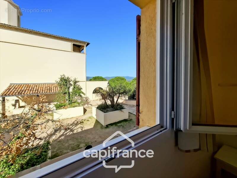 Investissement locatif appartement 3 pieces 42 m2 en angle   au 1er étage place de parking  sur le domaine de pont royal - photo 16