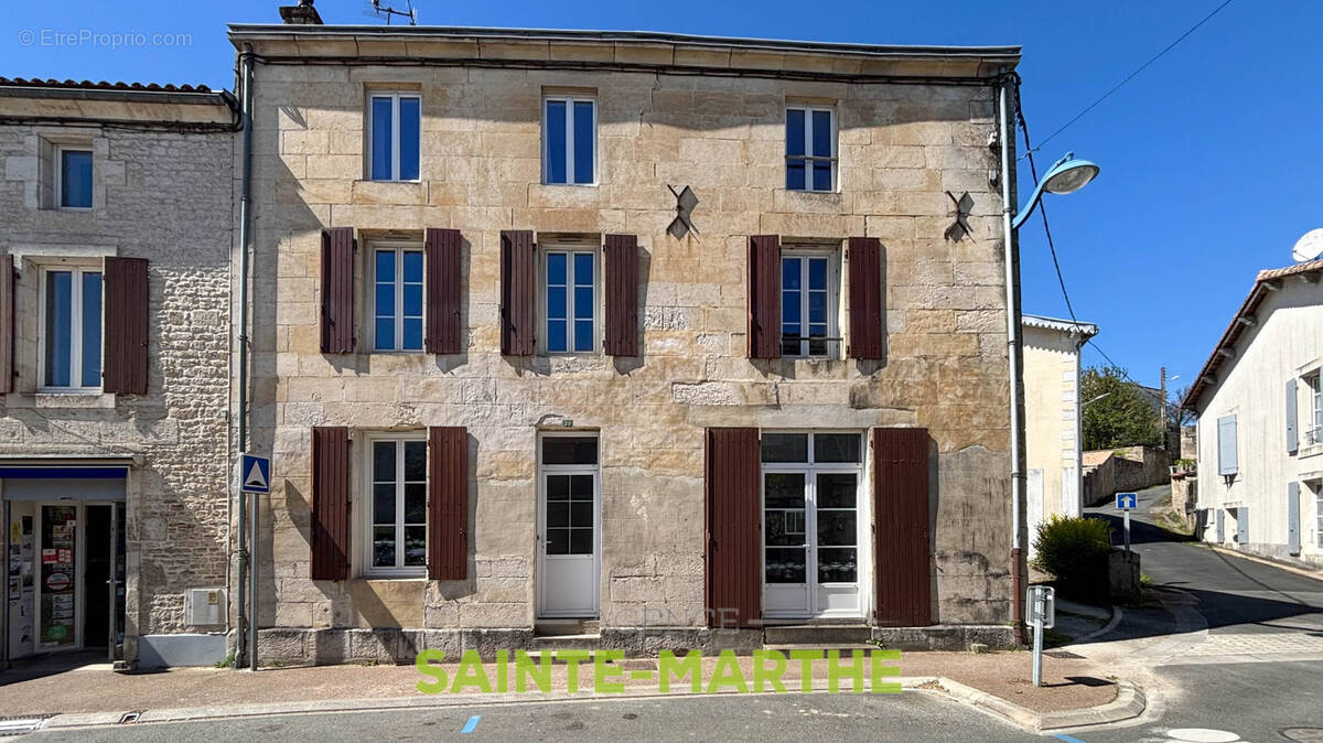 Maison à BENET