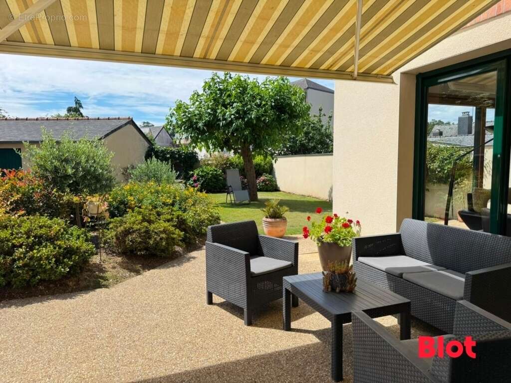 Maison 170 m² à Guichen  - photo 2