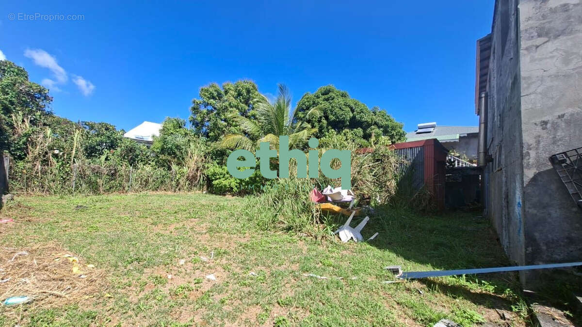 Maison à SAINTE-ROSE