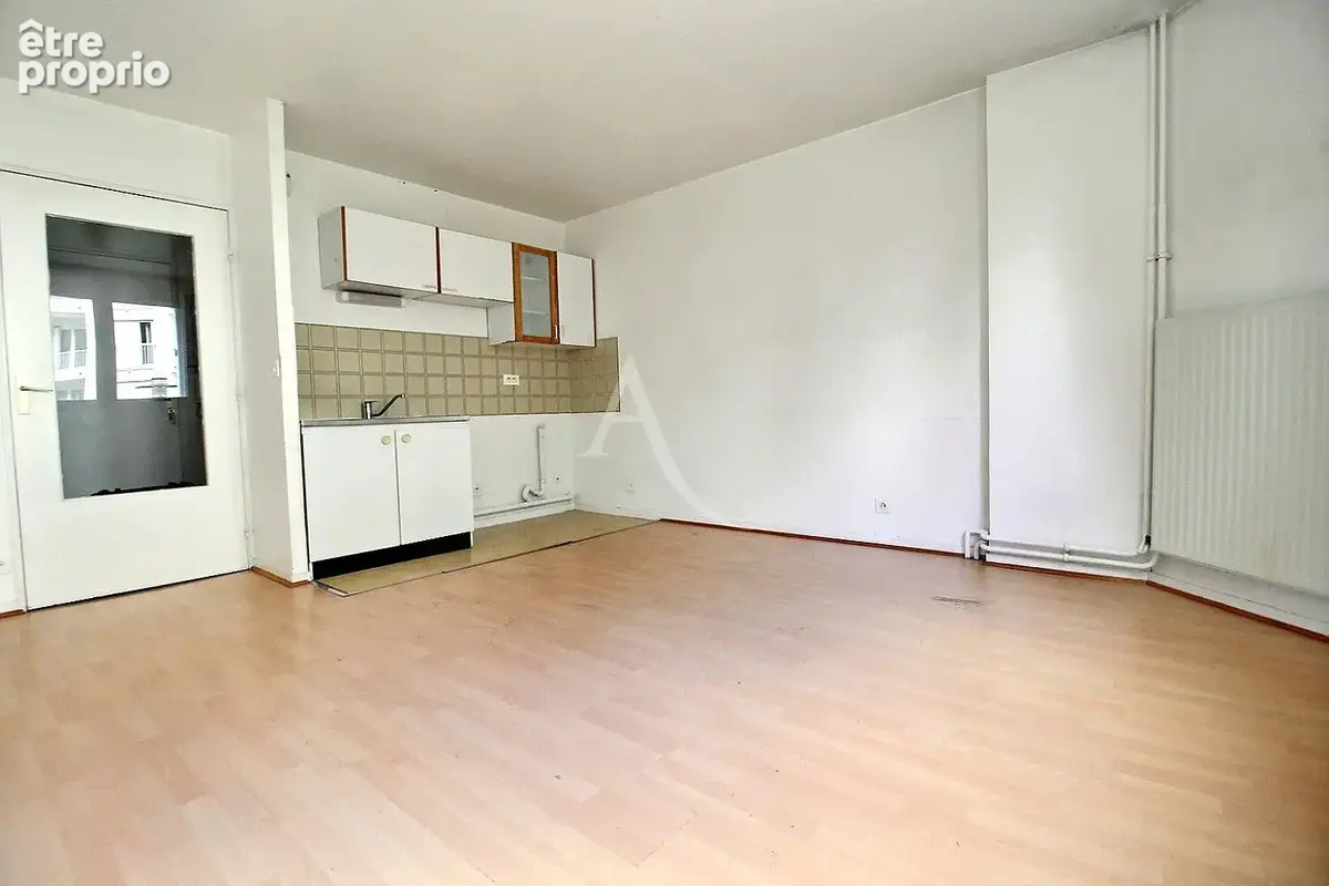 Appartement Maurepas 1 pièce 25 m2 - photo 1