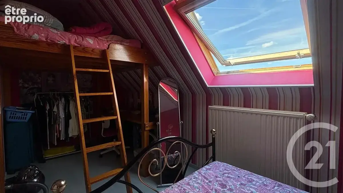 Maison 109 m² à Ivry-La-Bataille  - photo 7
