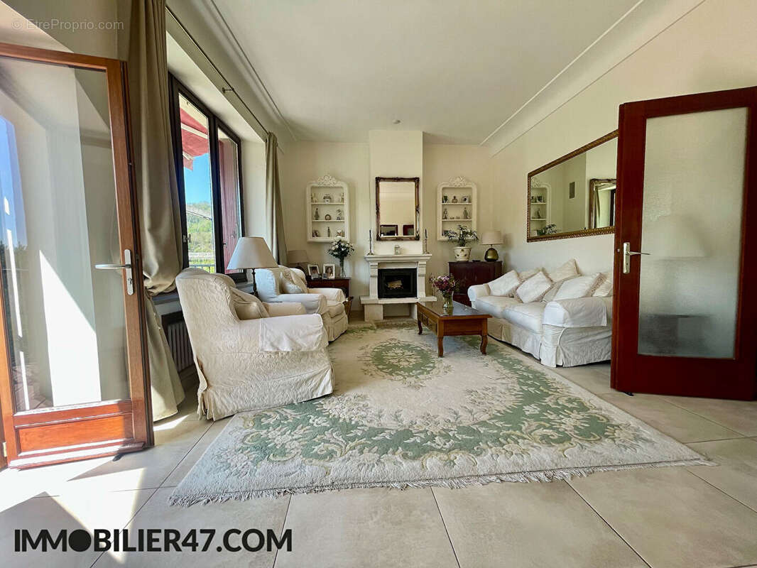 Maison à CASTELMORON-SUR-LOT