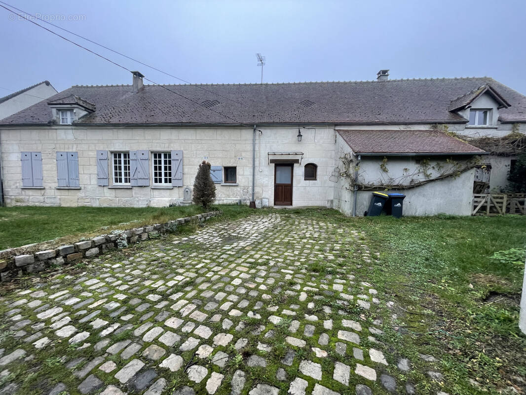 Maison à ULLY-SAINT-GEORGES