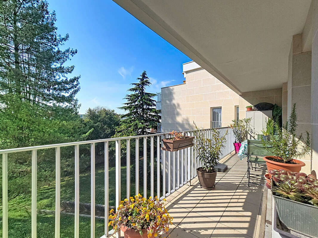 Appartement à BAGNEUX