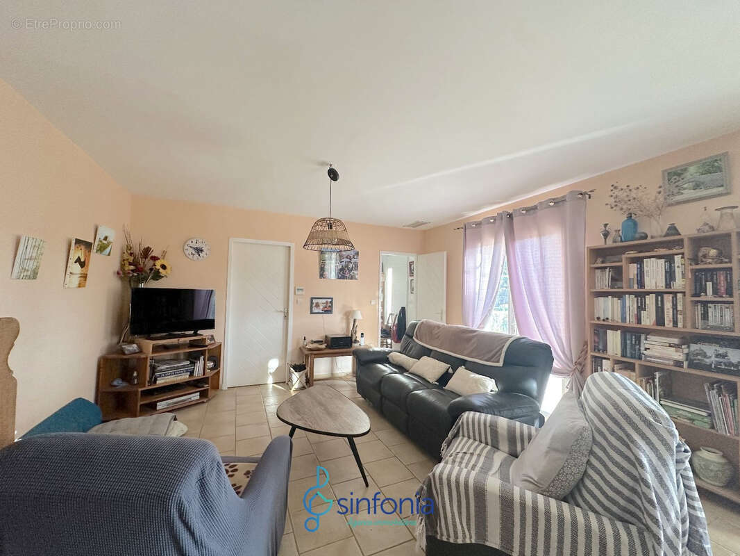 Maison à SERVIERS-ET-LABAUME