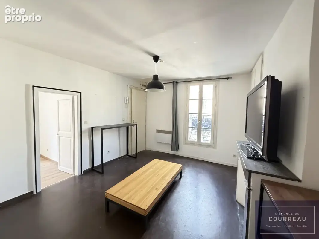 Place St Côme appartement de 31m2 - photo 6