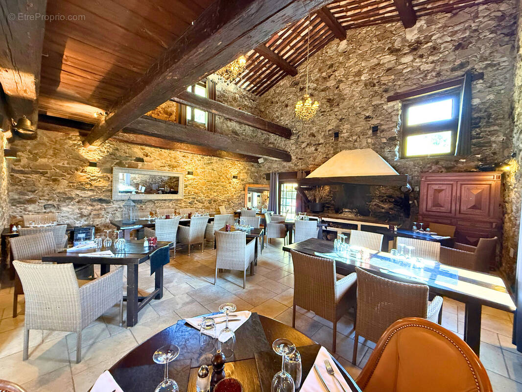 Commerce à SAINT-TROPEZ