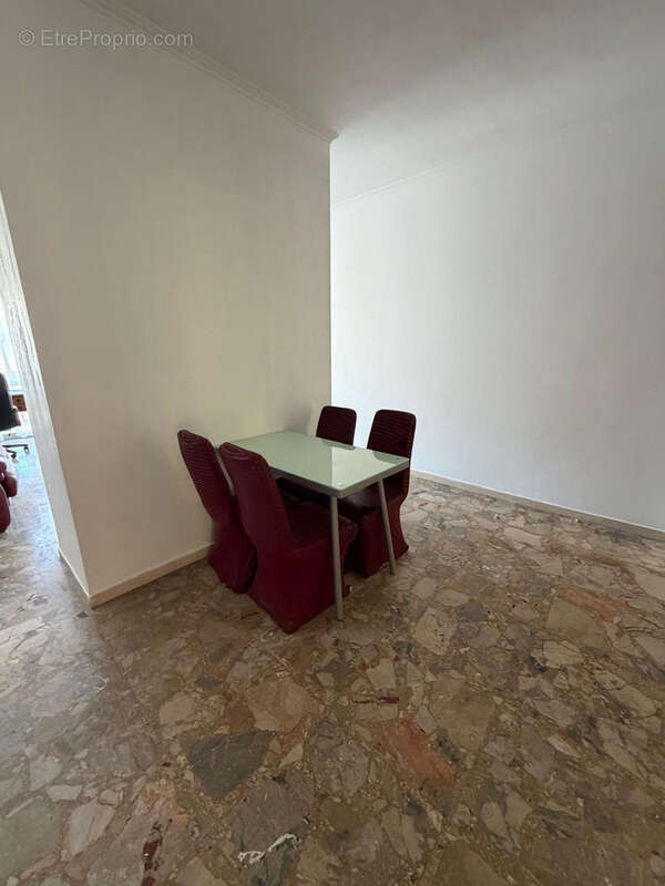 Nice Ouest   Lanterne  Grand 3 pièces de 82 m2 transformable en 4 pièces avec box de 30 m2 - photo 11