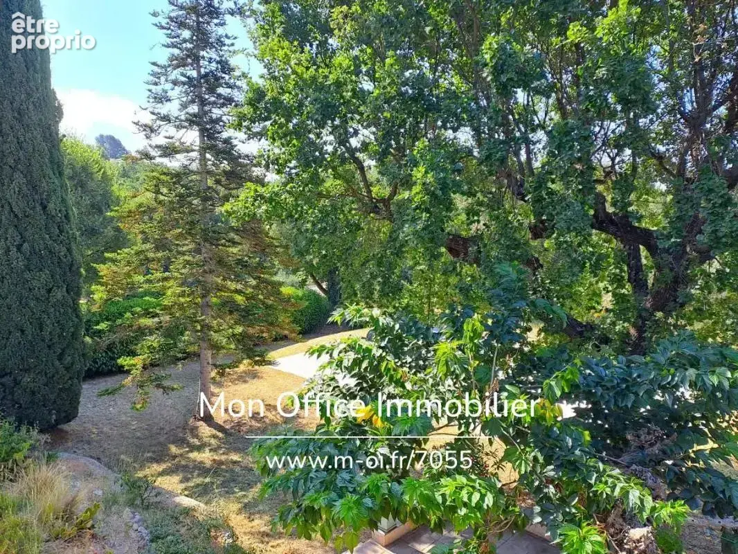 Référence : 7055-VCL - Maison aux volumes généreux - Piscine calme absolu - 13510 EGUILLES - photo 30
