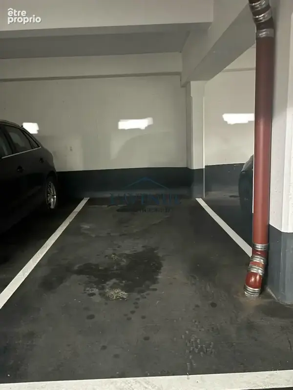 Parking à PARIS-15E