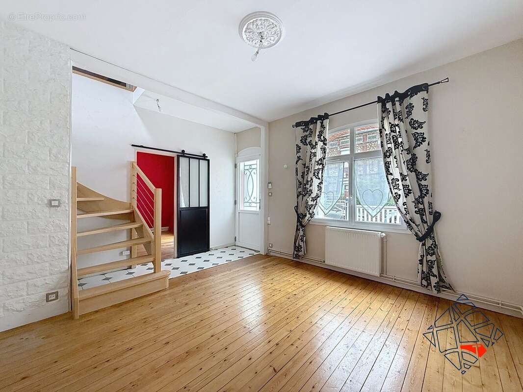 Maison à SOTTEVILLE-LES-ROUEN