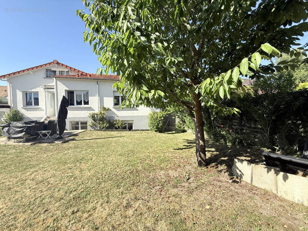 Maison à RUEIL-MALMAISON