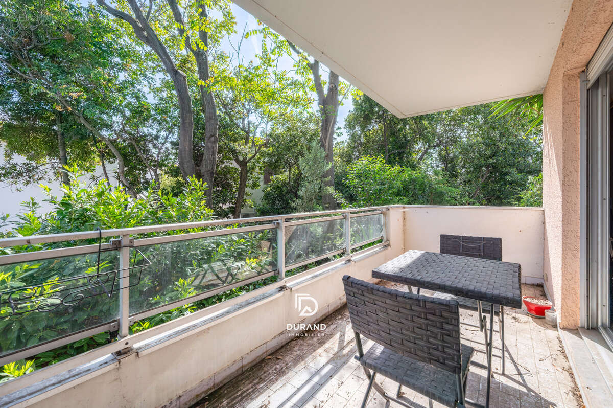 Appartement à MARSEILLE-9E