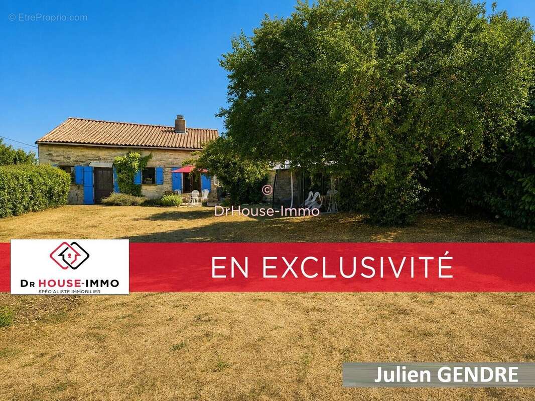 Maison à ENSIGNE