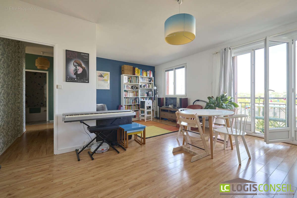 Appartement 67 m² à Bourg-La-Reine  - photo 2