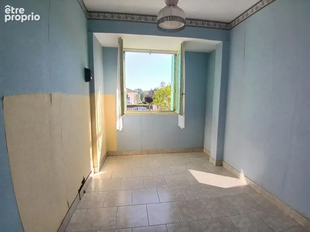 Maison lumineuse 4 chambres avec terrain clos et arboré - photo 7