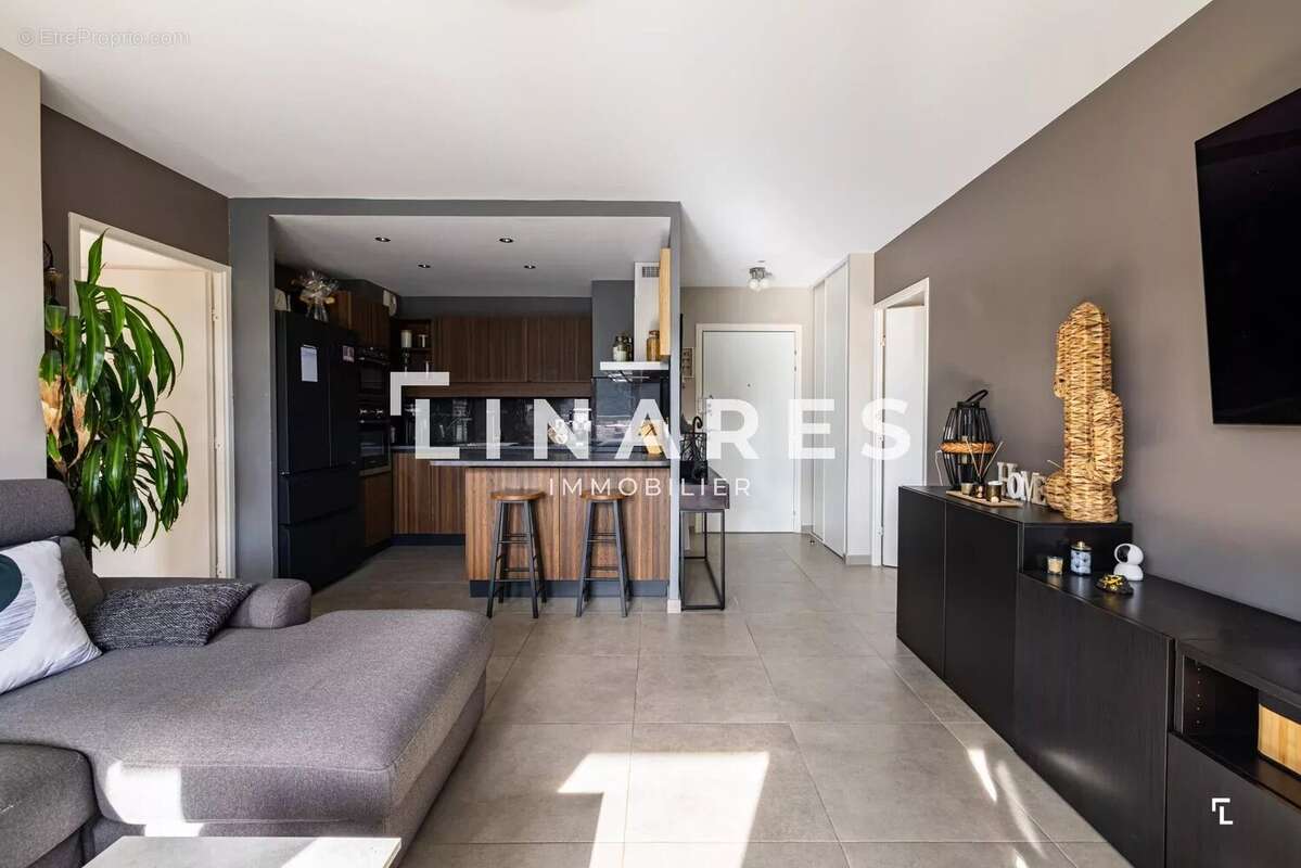 Appartement à MARSEILLE-11E