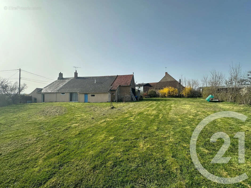 Maison à MOURON-SUR-YONNE