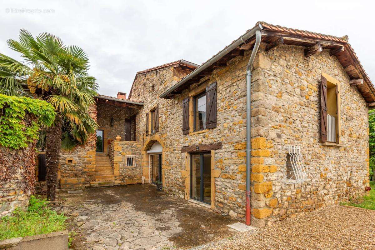 Maison à CHATILLON