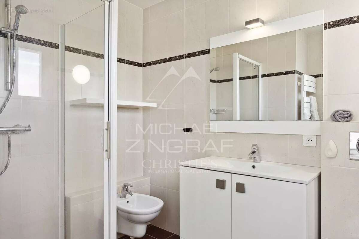 Proche Cannes - Théoule-Sur-Mer - Élégante maison familiale avec vue mer - photo 9