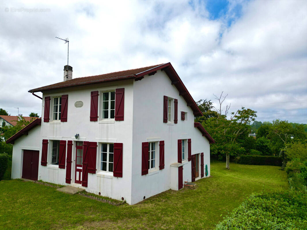 Maison à ARCANGUES