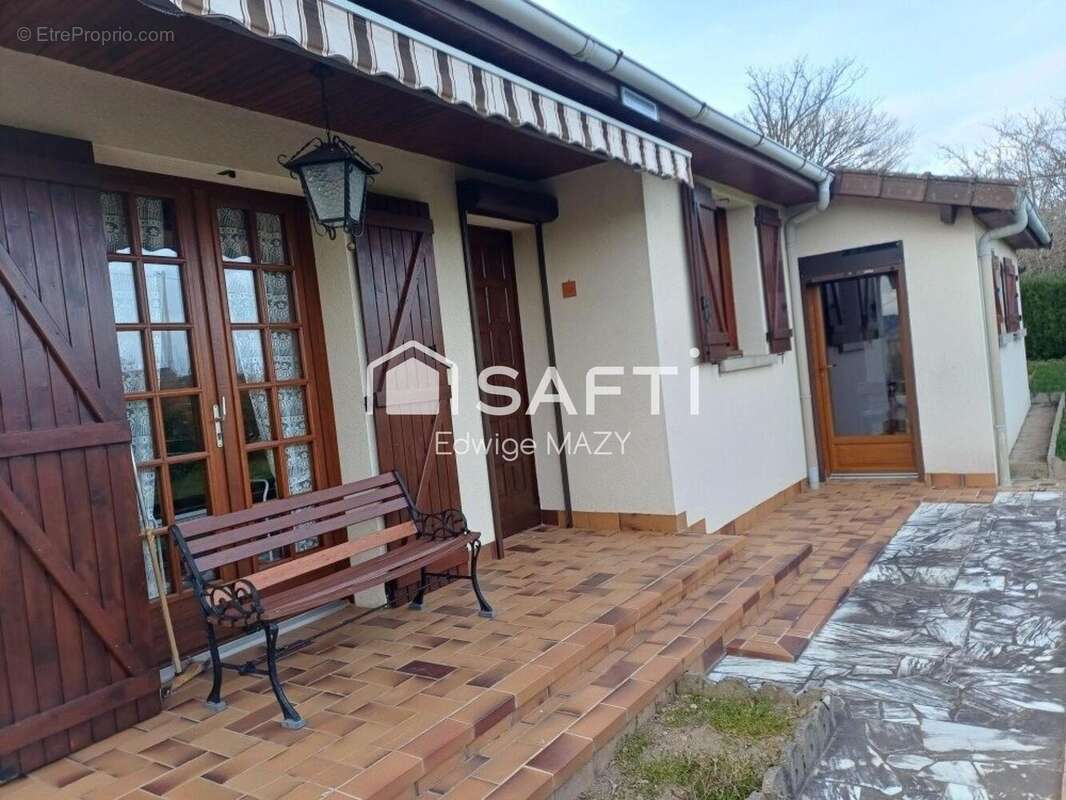 Maison 72 m² à Sannat  - photo 4