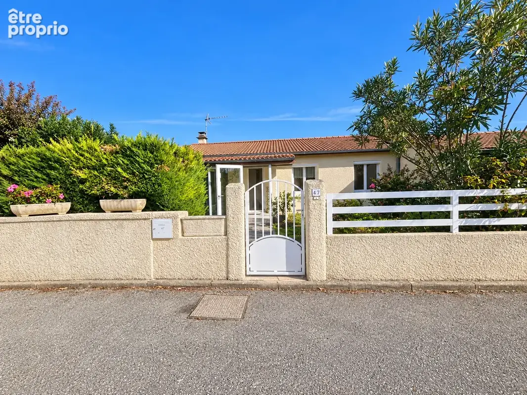 GUILHERAND-GRANGES   Maison de plain-pied 88 m2 avec garage sur terrain de 365 m2 - photo 3