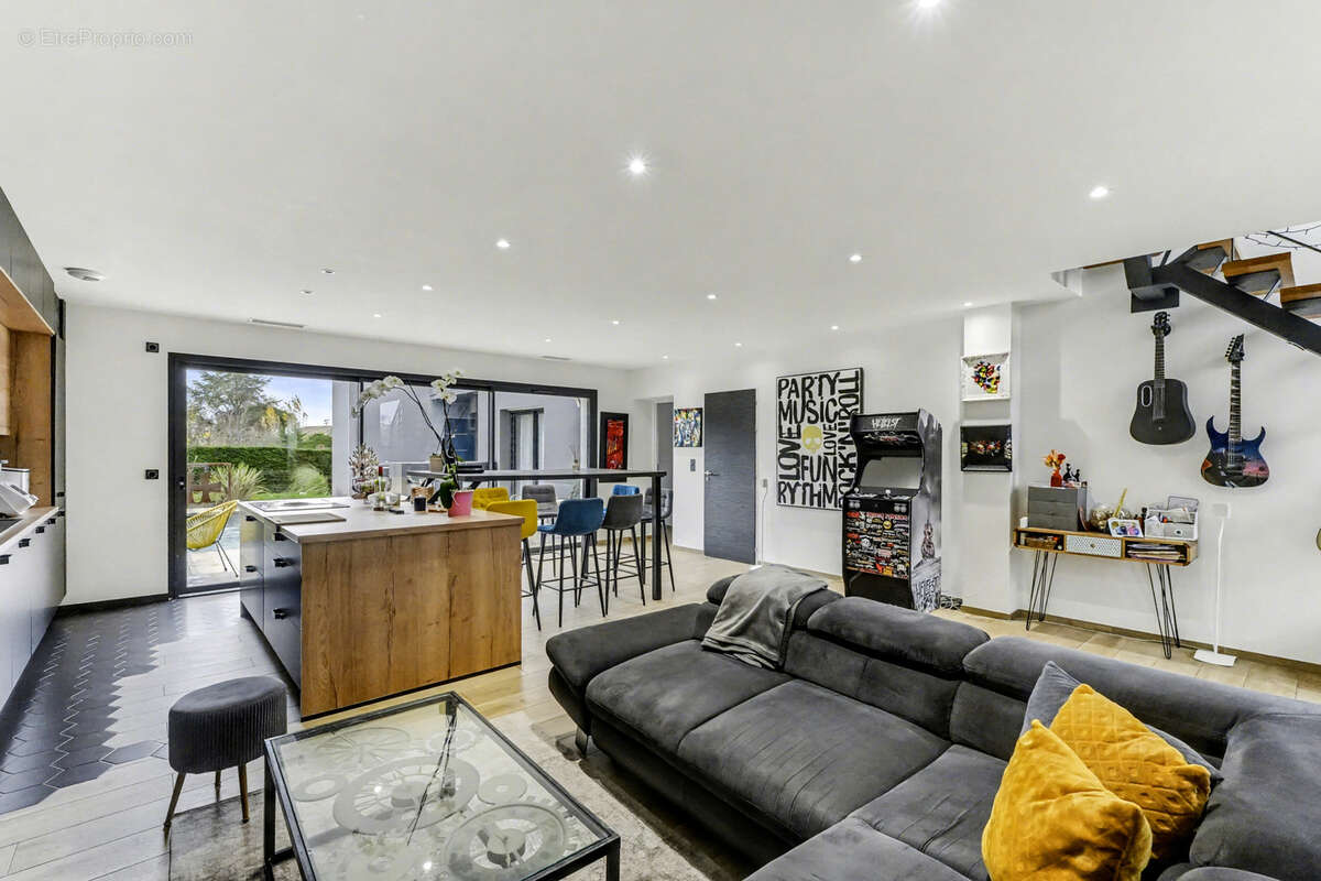 Maison à MONTGISCARD