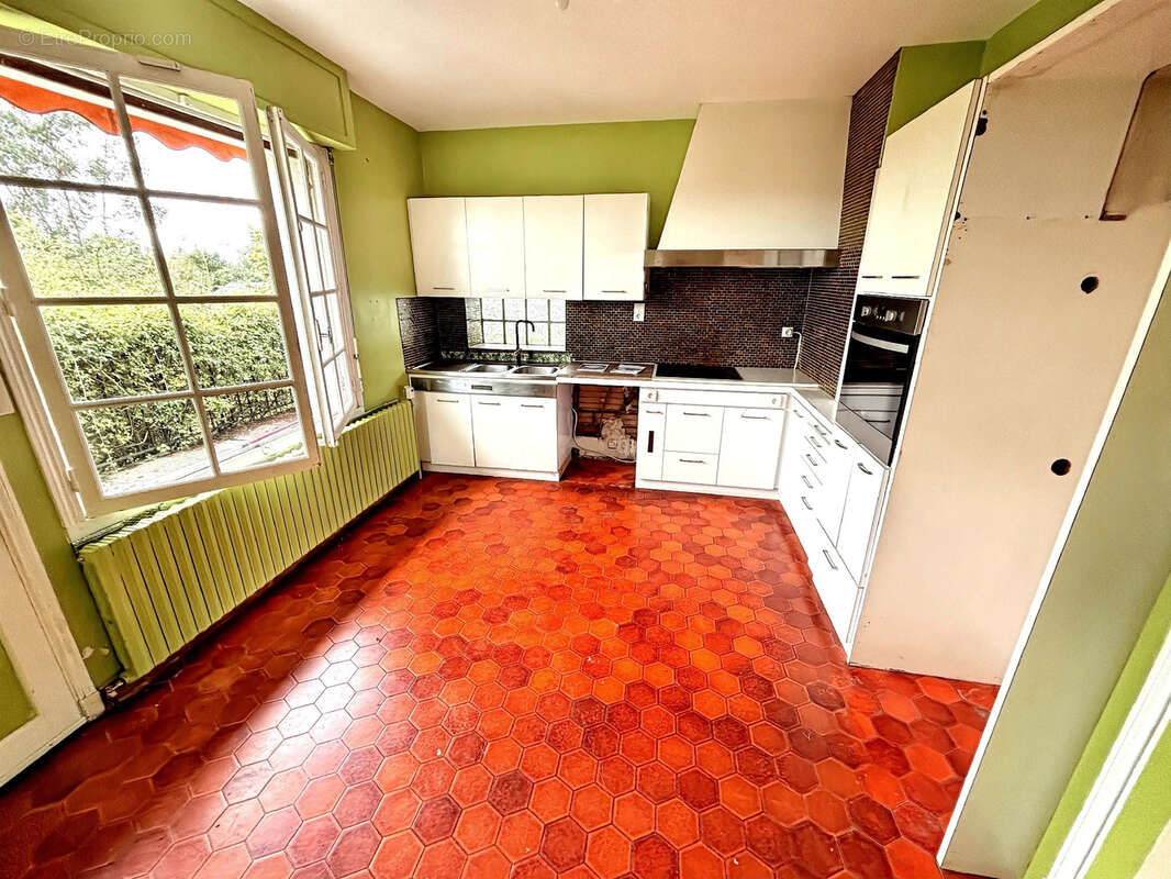 Maison à BELLERIVE-SUR-ALLIER