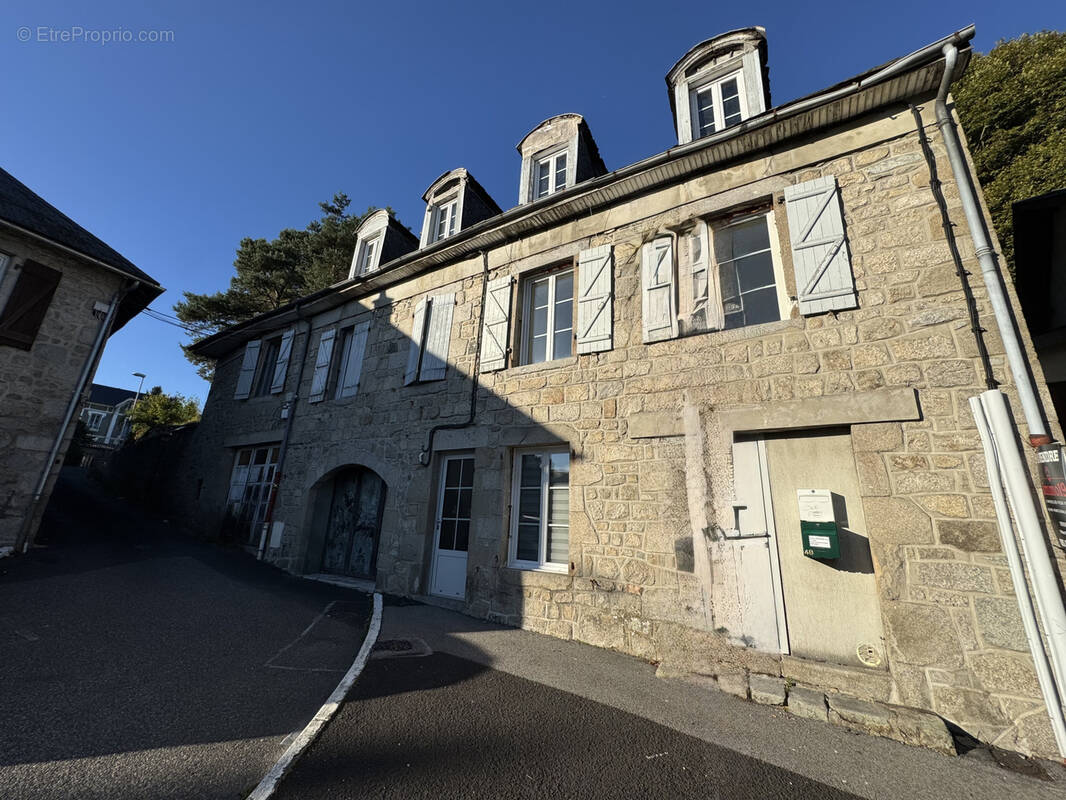 Appartement à USSEL