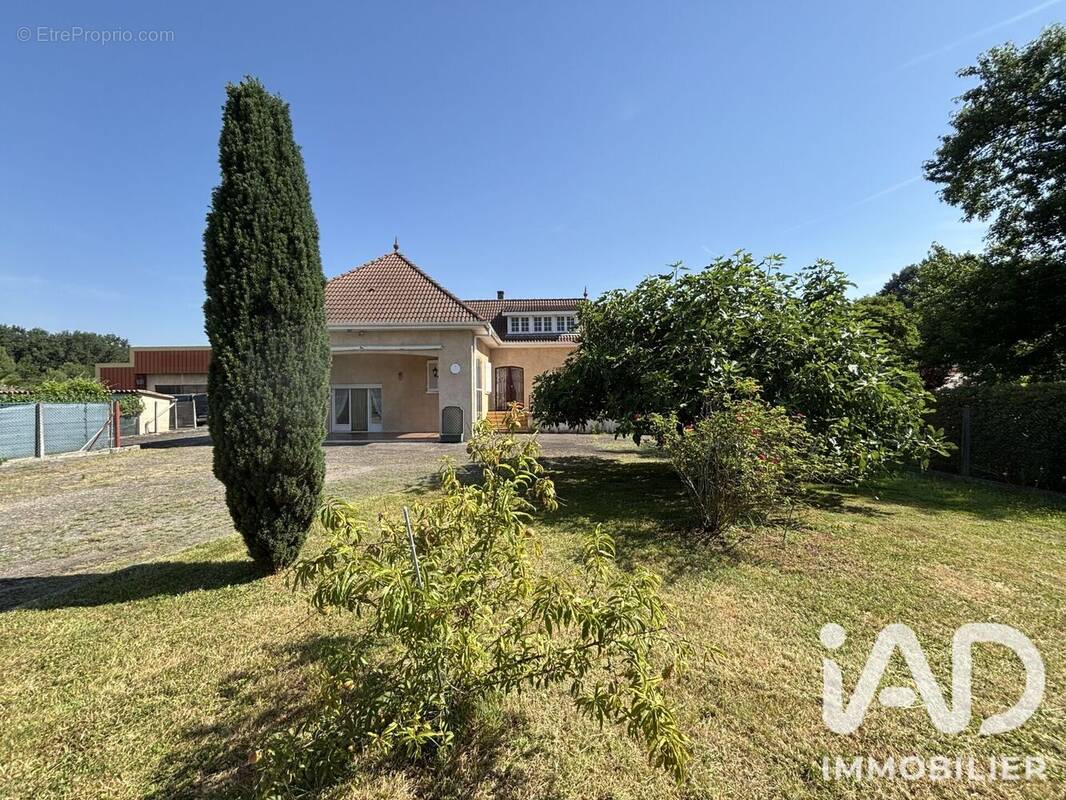 Photo 1 - Maison à LABARTHE-INARD