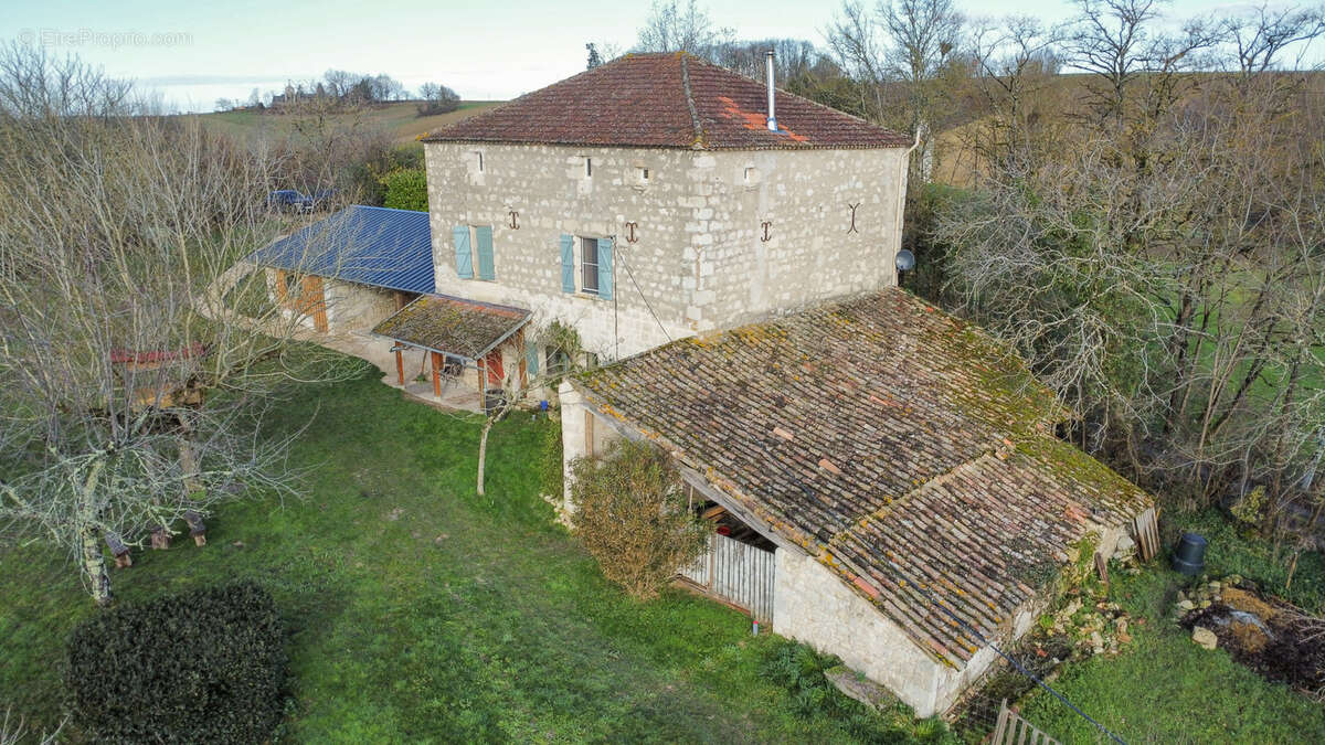Maison à SAINT-MAURIN