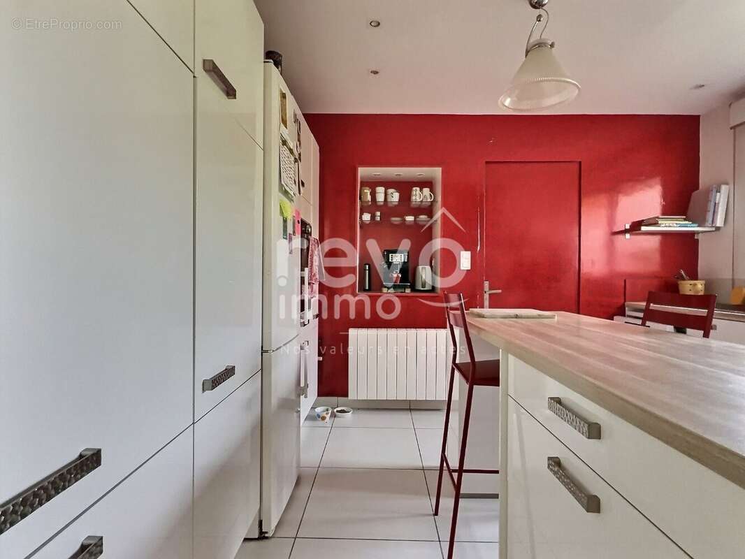 Maison à VILLARS-LES-DOMBES