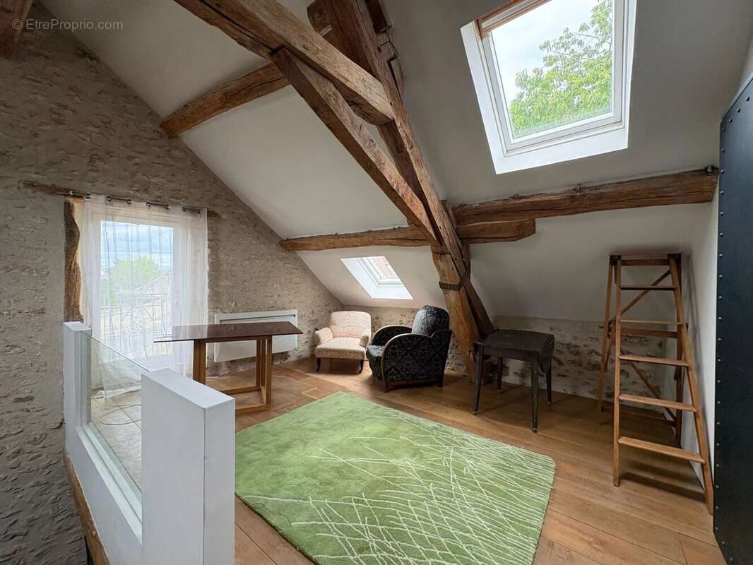 Maison de village avec jardin et dépendance - photo 7