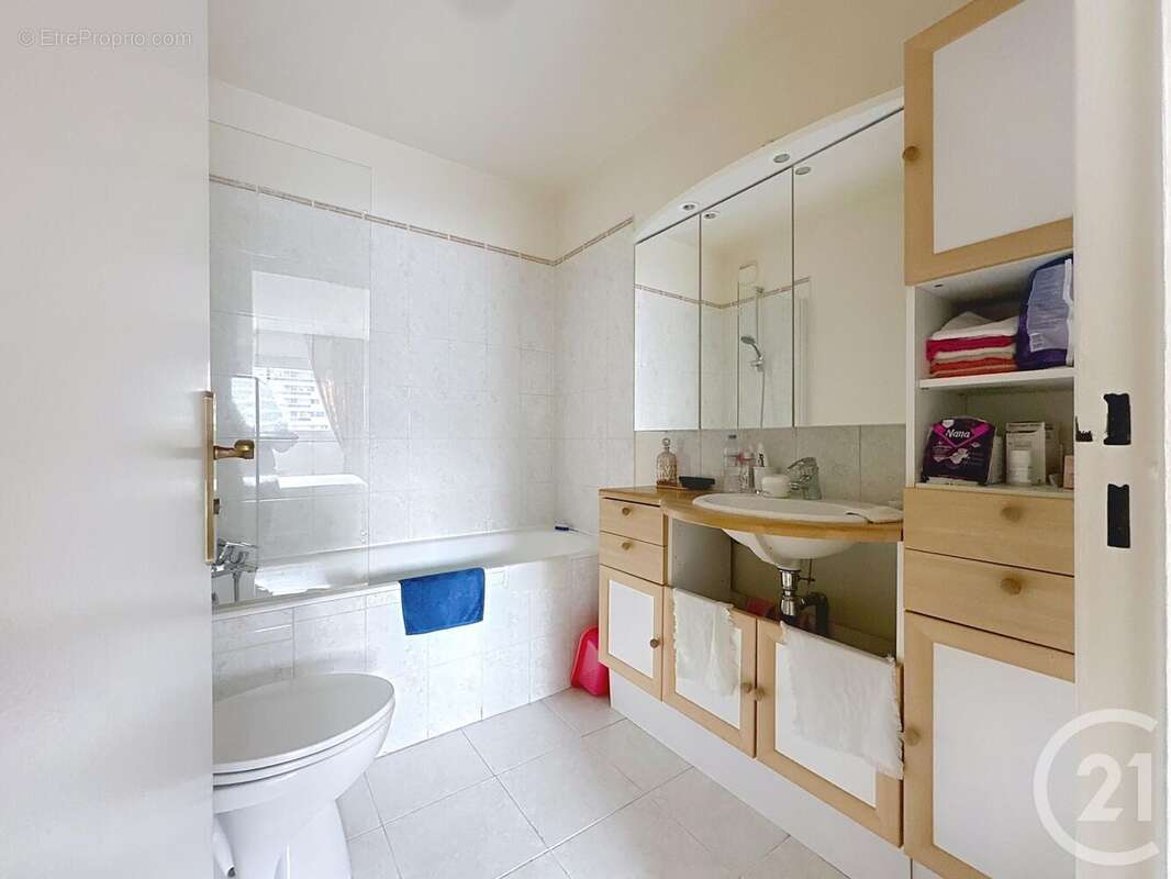 Appartement à PARIS-12E