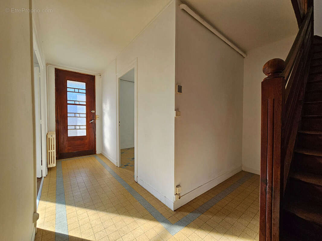 Maison à VOEUIL-ET-GIGET