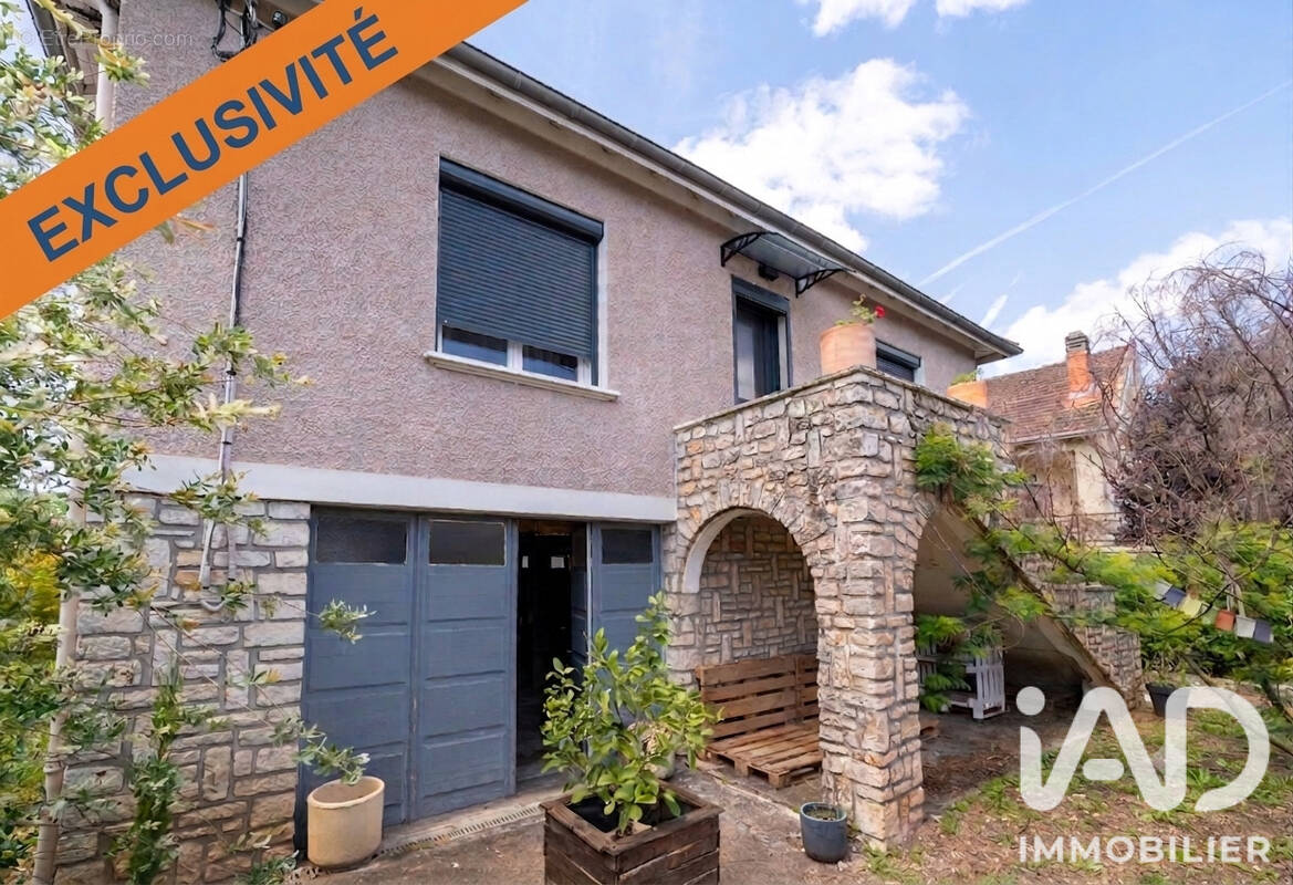 Maison 95 m² à Terrasson-Lavilledieu  - photo 1