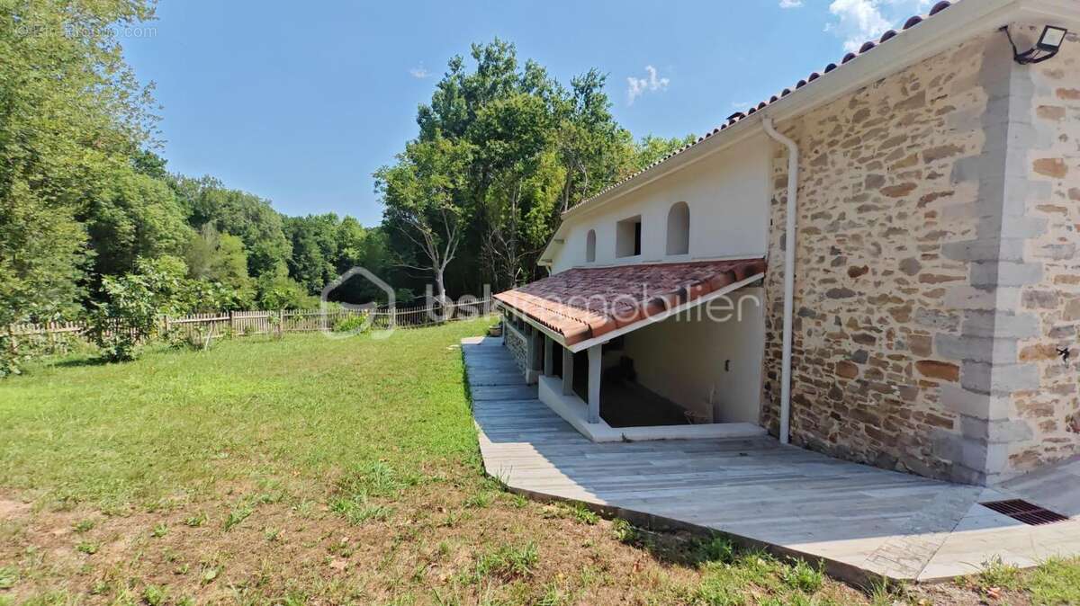 Exceptionnelle Ferme Landaise de 399 m² – Charme, Espace et Nature sur 6,7 hectares - photo 25