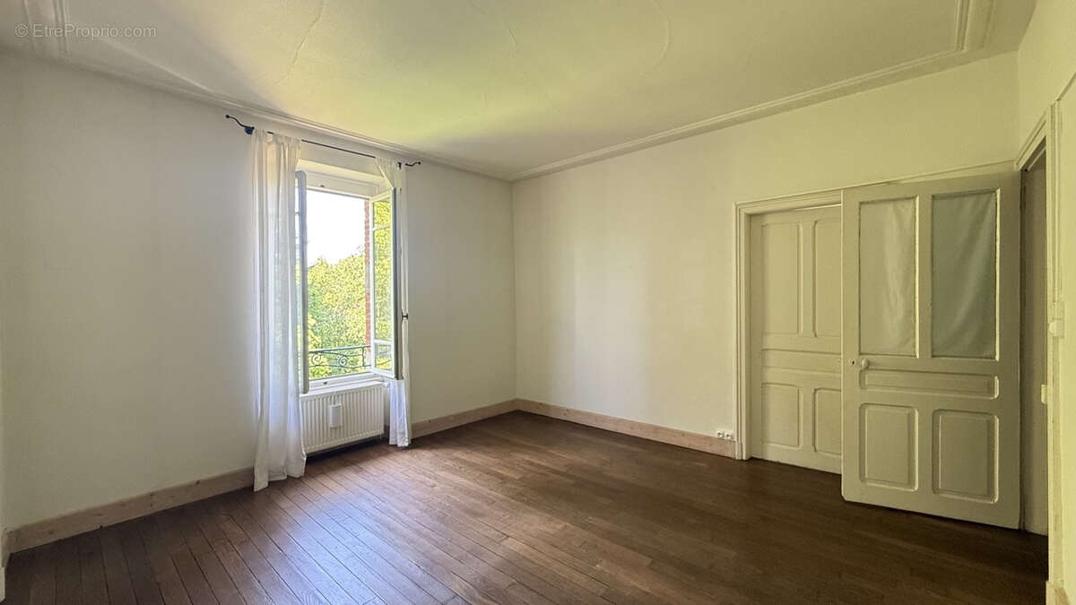 Maison à NEUFMAISONS