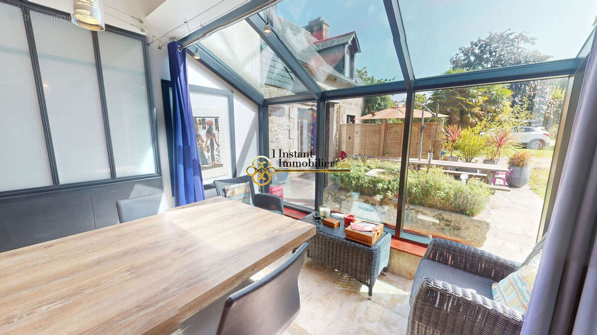 Maison à PLOUEGAT-GUERAND