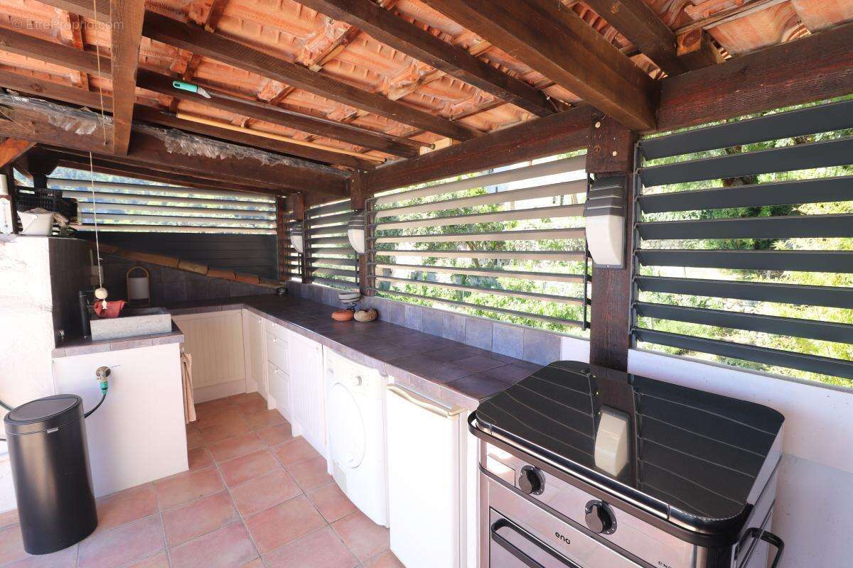 Maison de village F4 70 m² Toit Terrasse - photo 13
