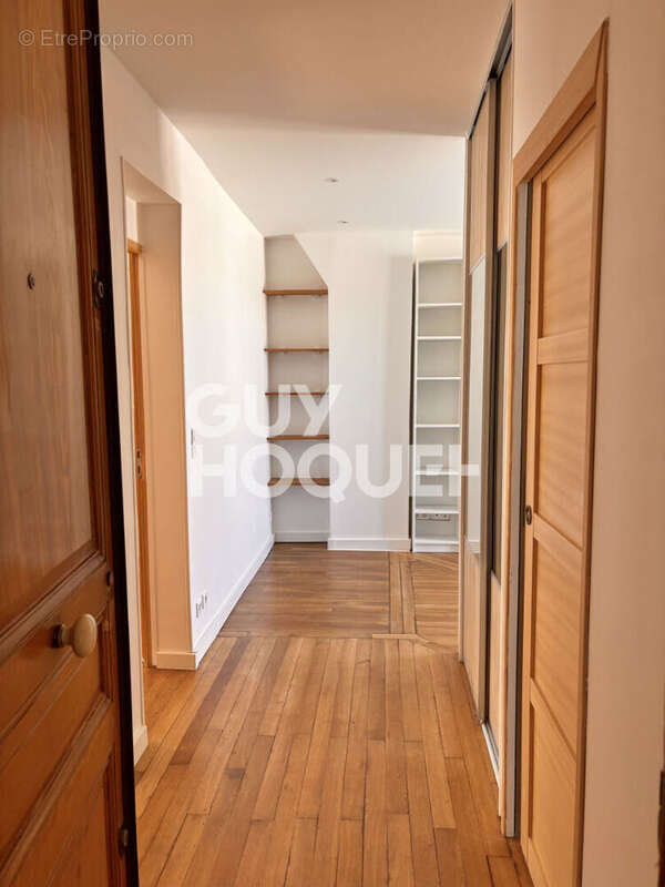 Appartement à SAINT-OUEN