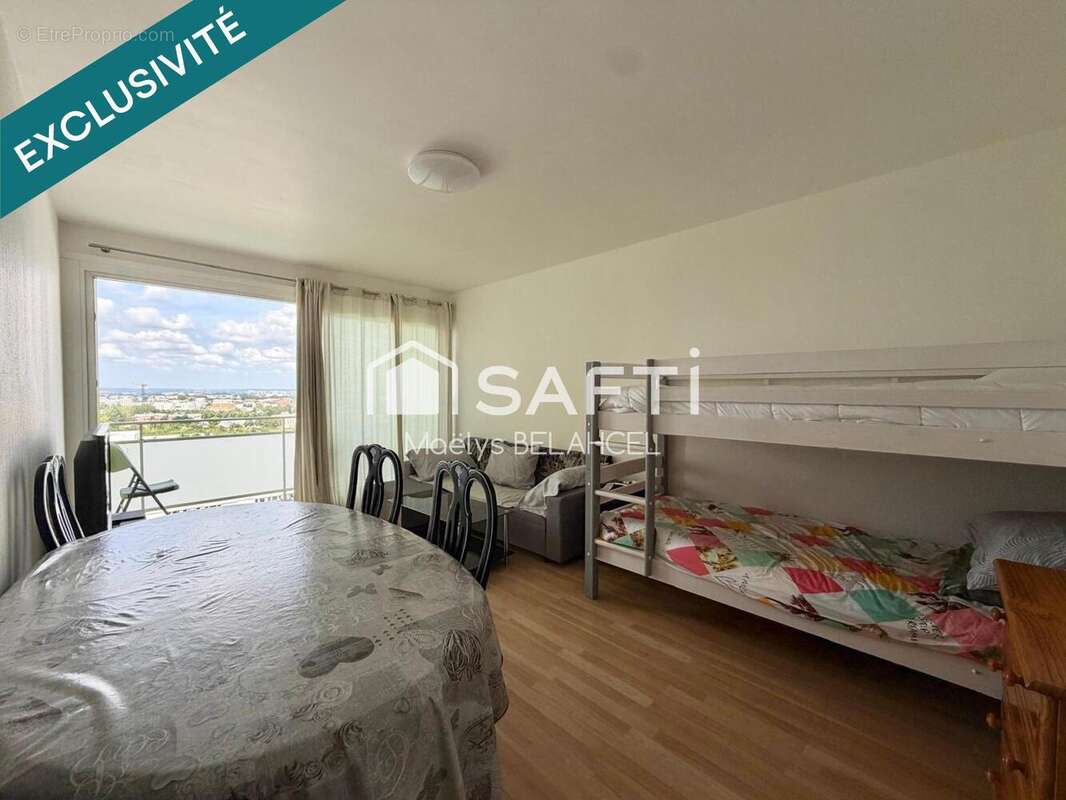 Photo 2 - Appartement à RIS-ORANGIS