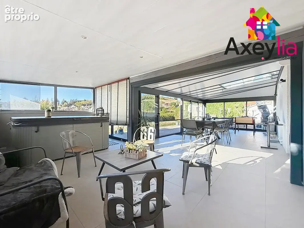 A vendre - belmont-de-la-loire -maison de 2014 de plain-pied avec 3 garages, véranda, - photo 7
