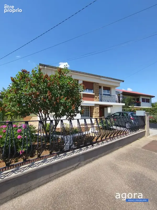 Maison 5 pièces 113 m² · à Briey · 113,4 m² · 239 000 €