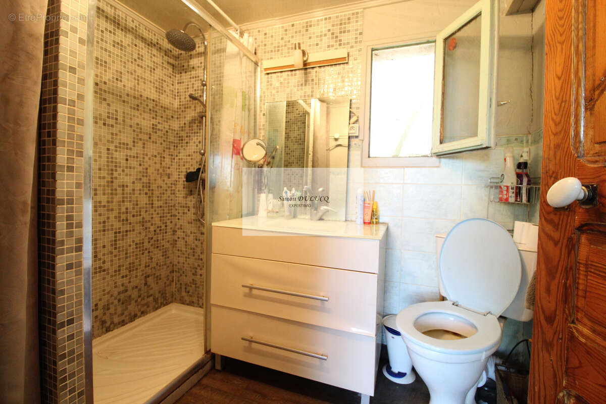 Maison familiale avec terrasse, caves et jardinet - photo 11