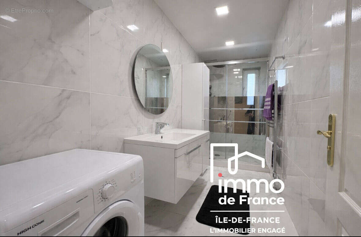 Appartement à LE BLANC-MESNIL